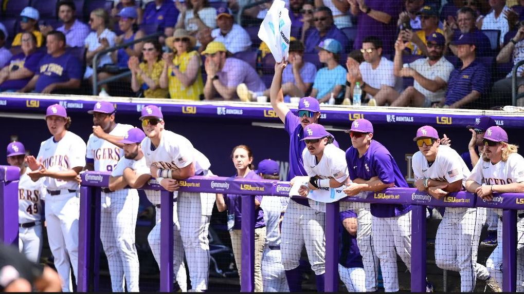 No. 7 LSU must pay attention to weather as well as UK