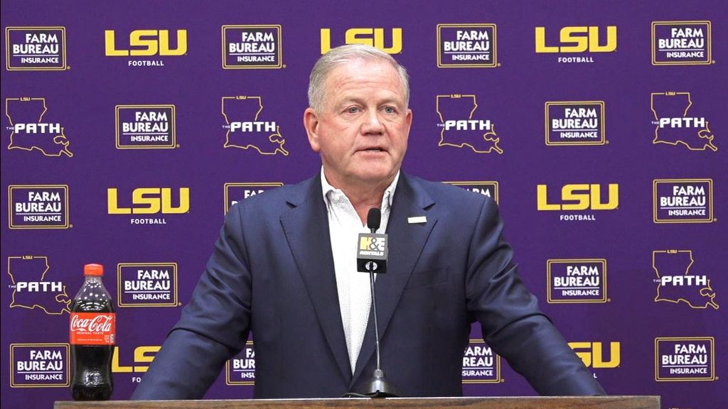 LSU's Kelly on getting young guys experience, SEC grind