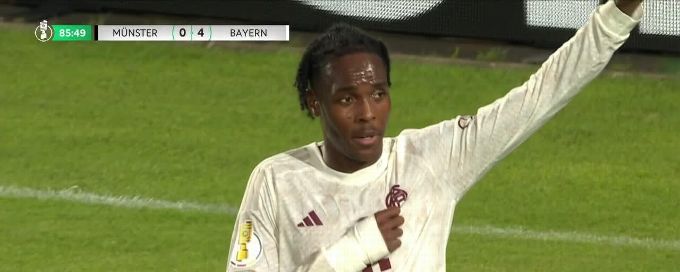 Mathys Tel makes it 4-0 Bayern