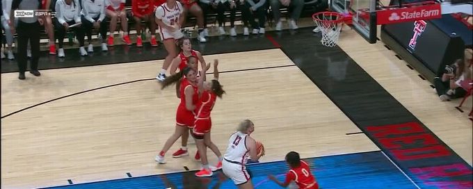 Elina Arike finishes through contact