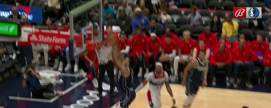 Derrick Lively Jr. slams with authority