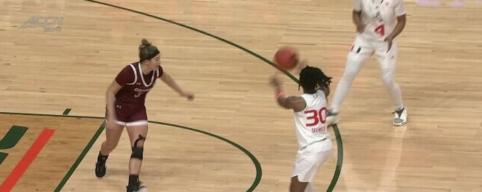 Jasmyne Roberts finishes through contact