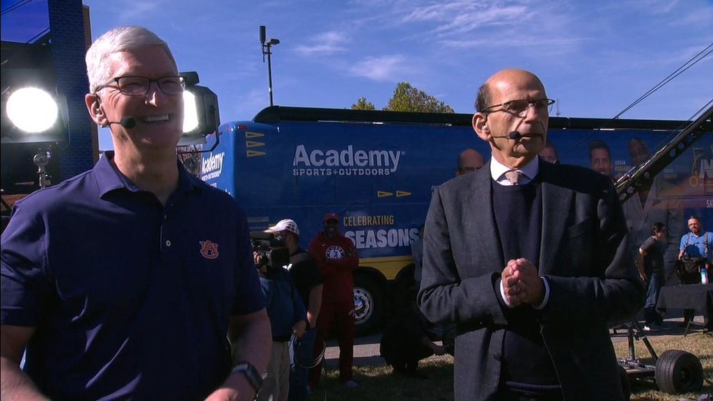 Cook gives pitch to persuade Finebaum to pick Auburn