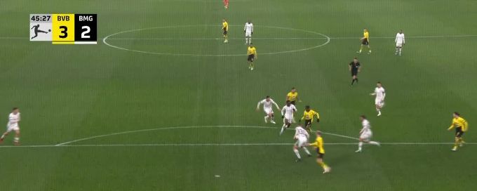Jamie Bynoe-Gittens' goal puts Borussia Dortmund ahead