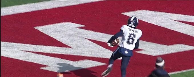 UConn takes the early lead with pick-six