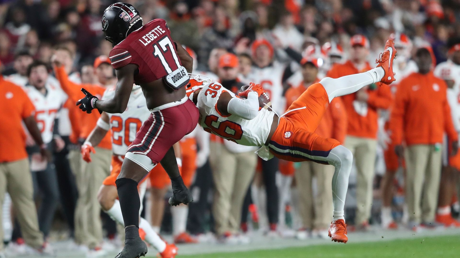 Clemson Grinds Out Gritty Win Over South Carolina clemson-grinds-out-gritty-win-over-south-carolina
