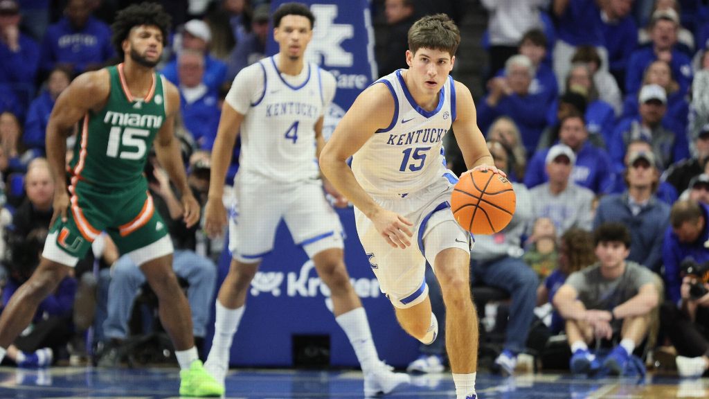 Wildcats take the Hurricanes by storm in Lexington