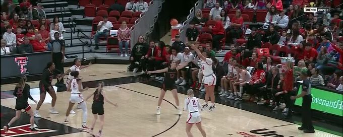 Jada Wynn drills the trey