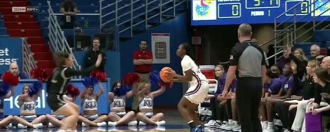 Zakiyah Franklin sinks it from downtown