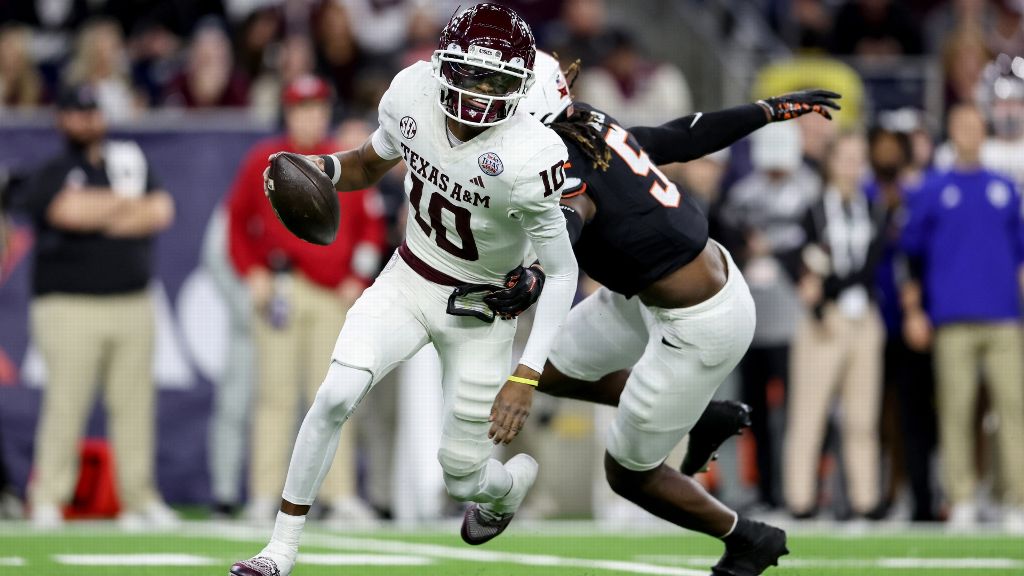 Shorthanded Aggies fight hard in loss to Oklahoma State
