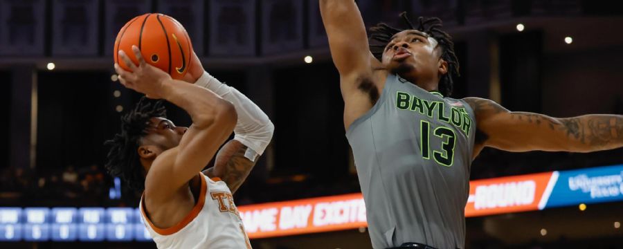 Texas stuns Baylor with winning basket as time expires