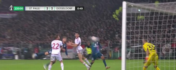 Carlo Boukhalfa scores the last-minute equalizer off the post for St. Pauli