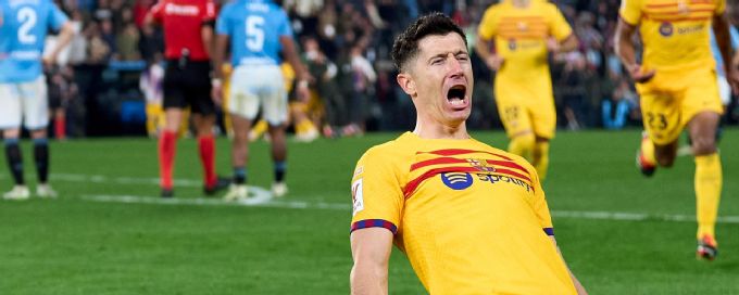 Lewandowski wins it for Barca with stoppage time penalty
