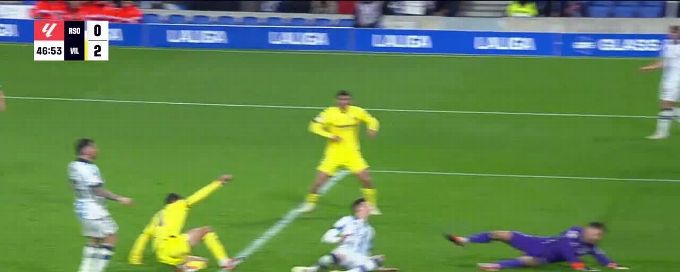 Santiago Comesaña finds the back of the net for Villarreal