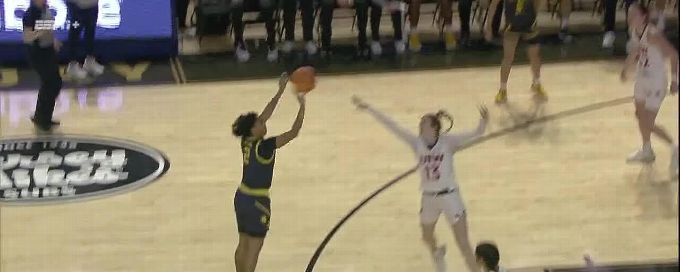 Jordyn Newsome drains 3-point shot vs. Incarnate Word Cardinals
