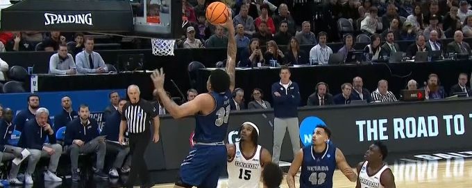 Tylan Pope rocks the rim with one-handed jam for Nevada