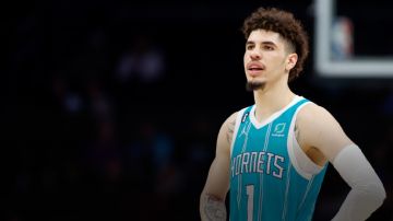 The numbers behind LaMelo Ball's injury history