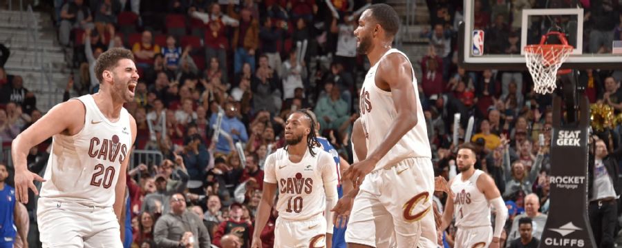 Cavs down 76ers at home