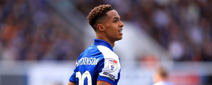 Ipswich beat Huddersfield to secure automatic promotion