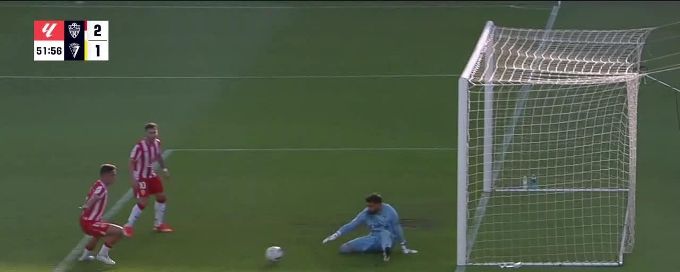Sergio Arribas scores in the 52'