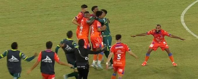 Mazatlán thwart Cruz Azul's late comeback with win in PKs