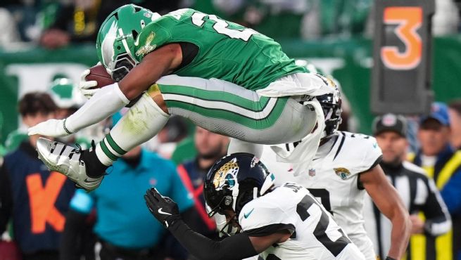 https://a.espncdn.com/combiner/i?img=/media/motion/2024/1103/dm_241103_Saquon_Barkley_reverse_hurdle1261/dm_241103_Saquon_Barkley_reverse_hurdle1261.jpg&cquality=80&h=370&w=655