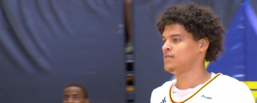 Kennesaw State's back-to-back buckets force a Toccoa Falls timeout