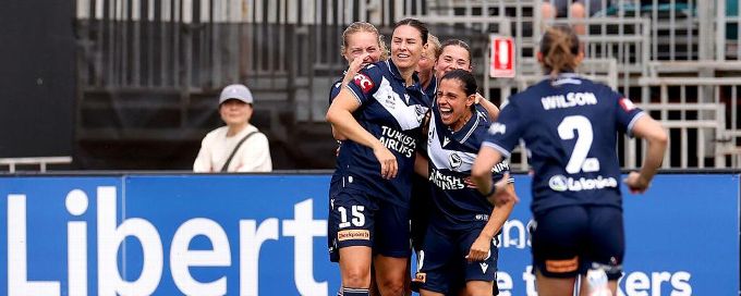 Emily Gielnik scores instantly from kick-off
