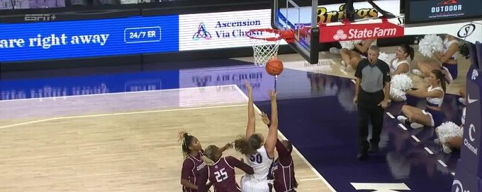 Ayoka Lee with the And-1!