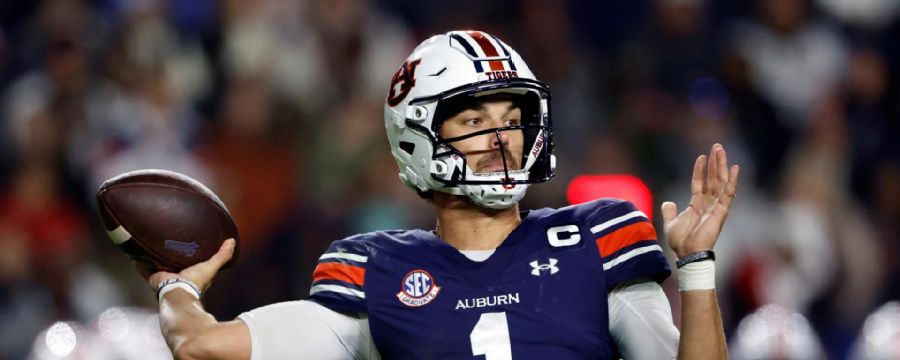 Highlight: Thorne, Hunter help Auburn clinch 4OT victory vs. No. 15 Texas A&M