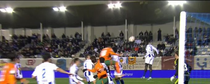 Iker Córdoba gets on the scoresheet for Valencia