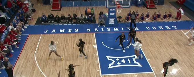 Sania Copeland sinks it from downtown