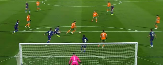 Sergi Canos' fine turn and finish makes it 1-0 Valencia