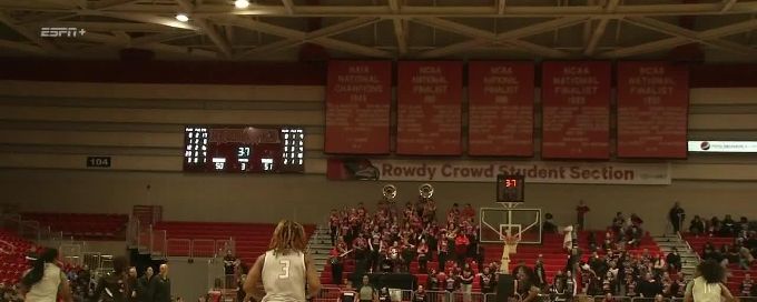 Jordan Holman beats 3rd-quarter buzzer from half court for Little Rock