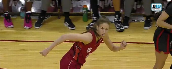 Yarden Garzon with the great play!