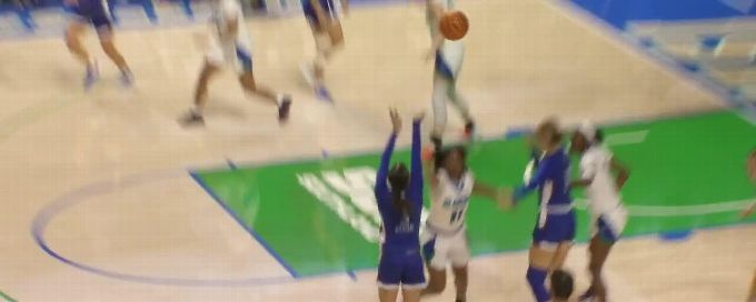 Erin Maguire sinks it from downtown