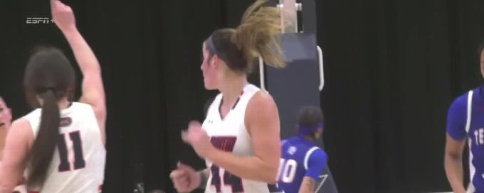 Kenley McCarn hits the 3-point shot