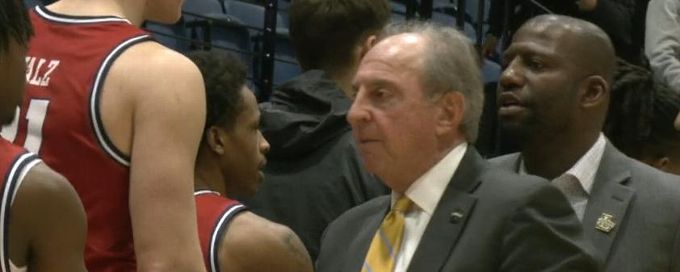 La Salle falls to Richmond on the road