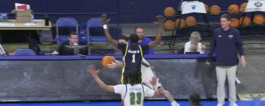 KC Ugwuakazi rocks the rim with powerful jam