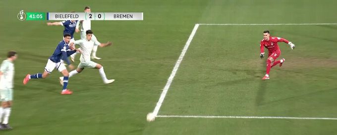 Third-tier Bielefeld upset Werder Bremen to reach German Cup last four