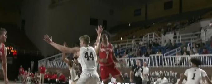 Ben Defty throws down big dunk vs. Lehigh Mountain Hawks