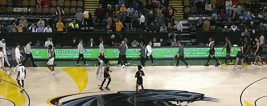 Oakland Golden Grizzlies vs. Milwaukee Panthers: Game Highlights
