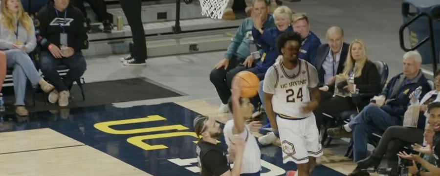 Long Beach State Beach vs. UC Irvine Anteaters: Game Highlights