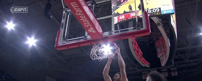 Ahmet Jonovic throws down powerful slam vs. Northern Iowa Panthers