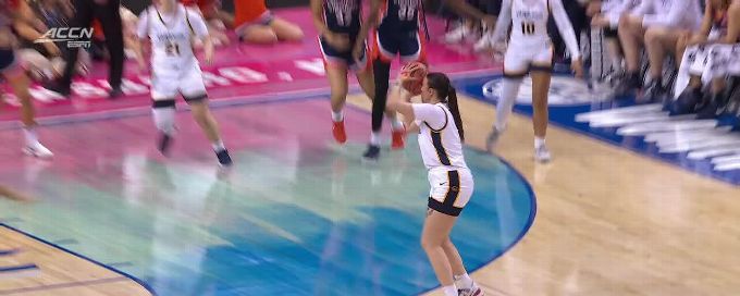 Marta Suarez sinks it from downtown