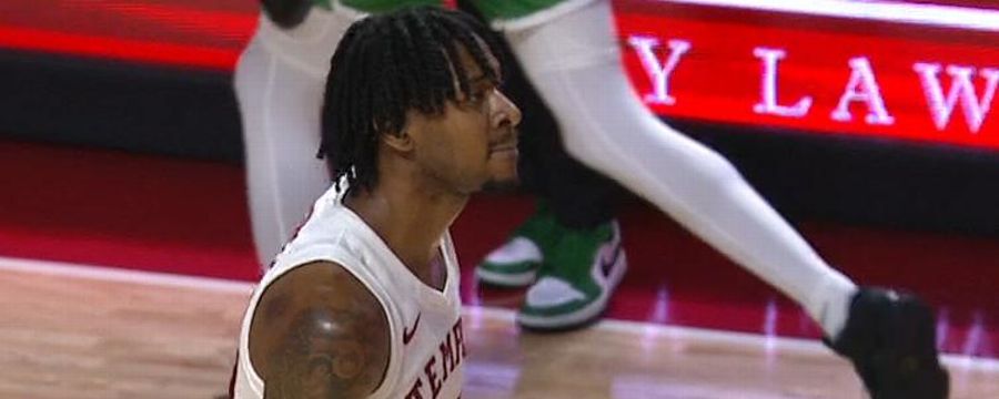 Shane Dezonie gets a huge bucket for Temple late