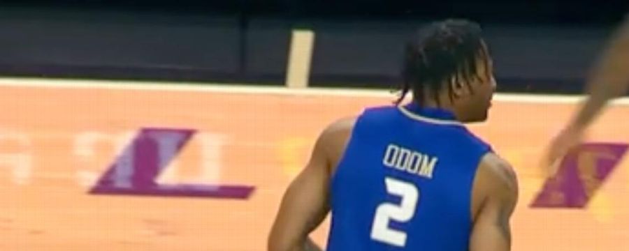 Dwon Odom sinks it from downtown for Tulsa