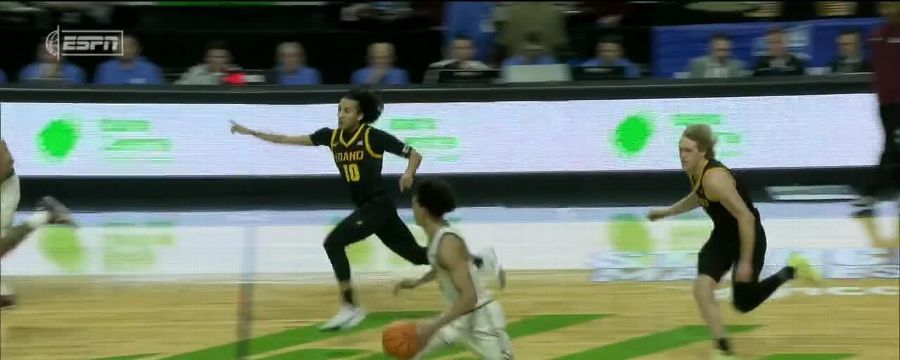 Joe Pridgen throws down the hammer