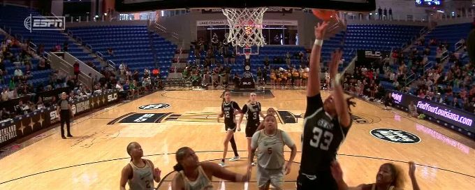 Ashlyn Traylor-Walker with the hoop & harm