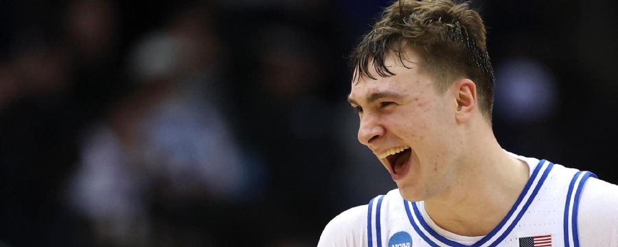 Cooper Flagg does it all in Duke's win over Arizona